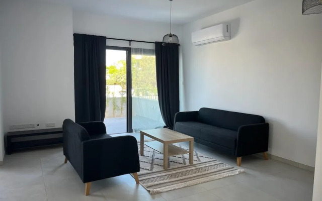 Cozy 3 Bedroom Villa Close to the Beach