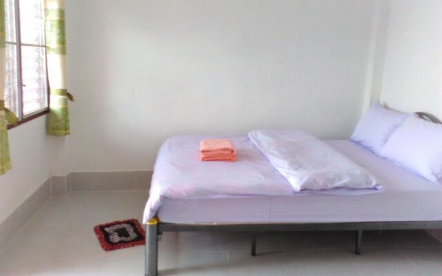 Banphakphuchifah Resort