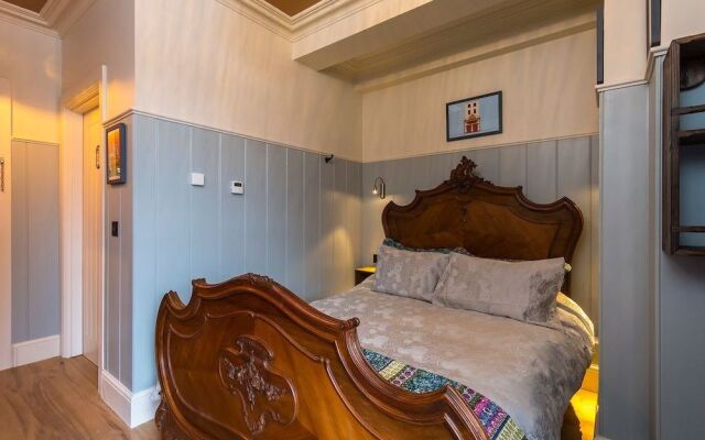 Mcgettigan's Townhouse