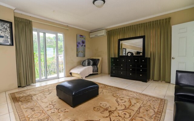 Look Out Point Master Room