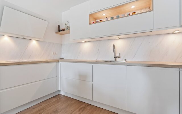 Stylish Apt Bouneweg-Süd Book Now ID225