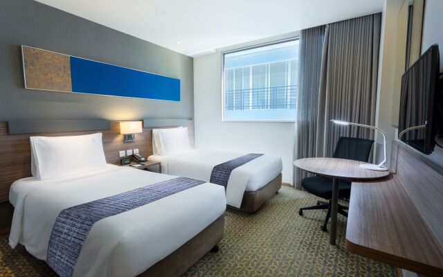 Holiday Inn Express Bangkok Sathorn by IHG