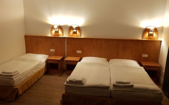 Hotel Krone UG