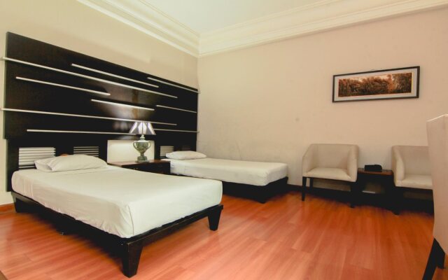 Madina Inn Hotel