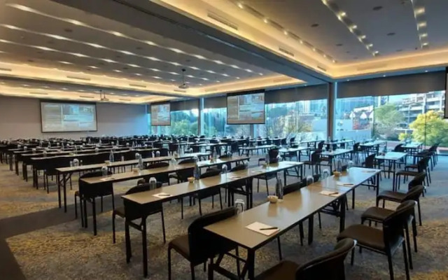 Luxury Apartment Sandton / no Loadshedding / Dstv