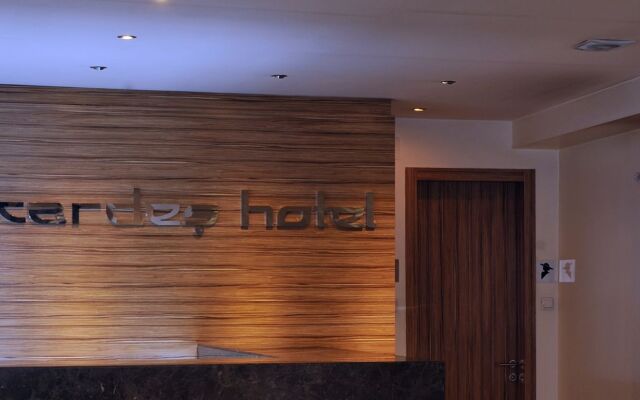 Kardes Hotel