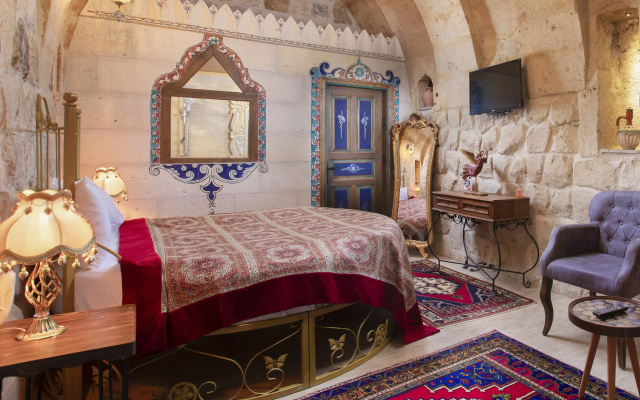 Carna Cave Hotel