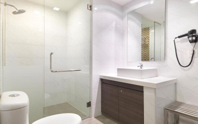 Sama-Sama Express KLIA Terminal 1 - Airside Transit Hotel