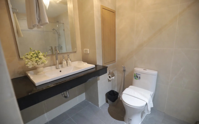 SunSeaSand Hotel (Patong) (SHA Certified)