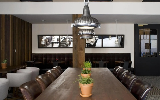 Hotel Praktik Vinoteca