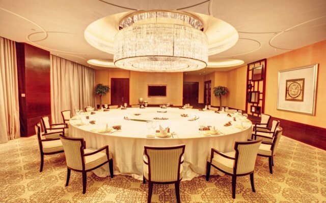 Jinjiang Hotel East Building