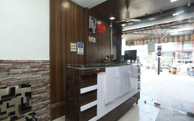 OYO 13822 Kolar Hotel