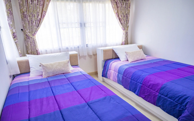 Baan Ping Kan Longstay by ZUZU