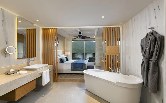 Titanic Luxury Collection Bodrum