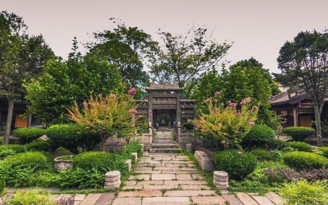 Xana Hotelle (Xi'An Big Wild Goose Pagoda)