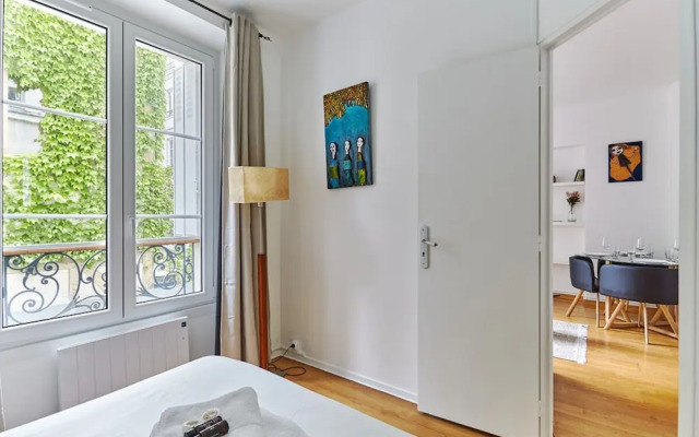 Charming 1 Bedroom Apartment Le Marais