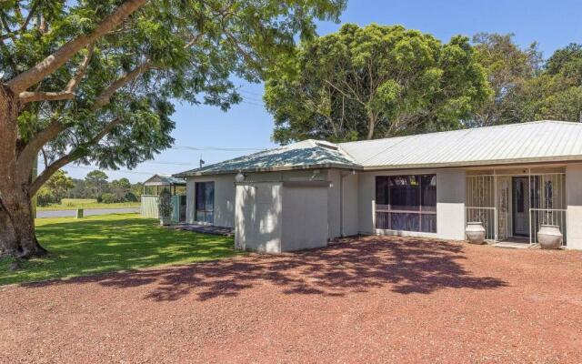 Nelson Bay Rd 4296 Cheeky Tiki