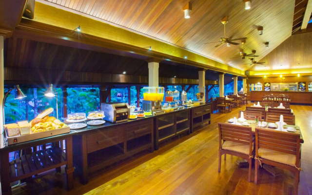 Khaolak Bay Front Resort