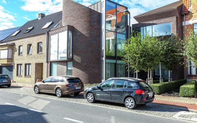 Modern Holiday Home Near Bruges and the North Sea
