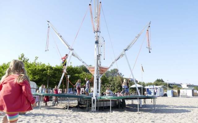 Houseboat Comfortable Vacation Home