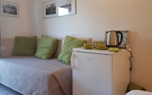 Holiday Fever Bed & Breakfast