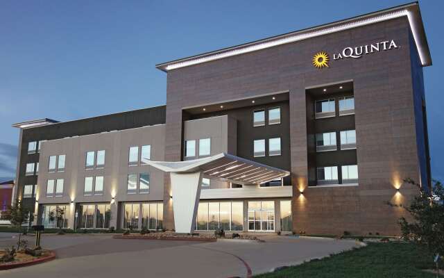 La Quinta Inn & Suites by Wyndham Amarillo Airport