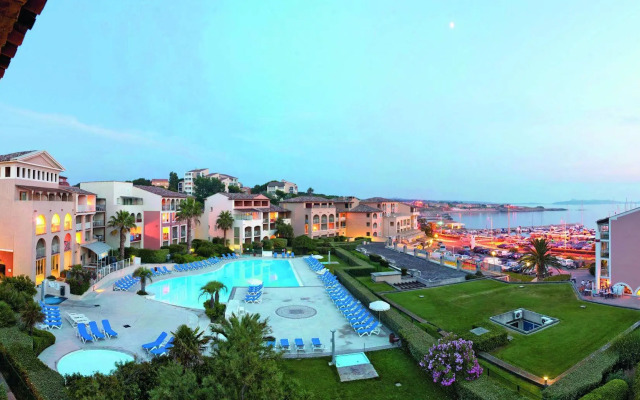 Rivages de Coudoulière by Pierre & Vacances