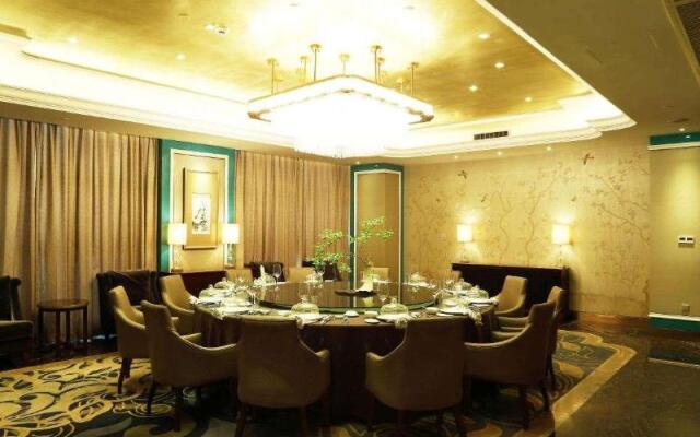 Hangzhou Bay Universal Hotel