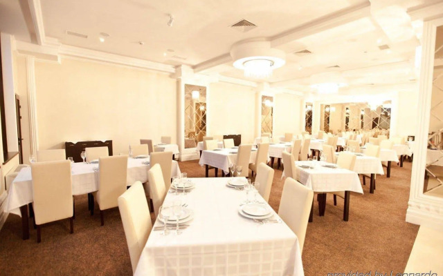 Regency Hotel