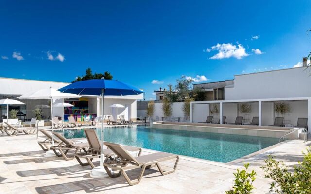 Azzurra Aparthotel