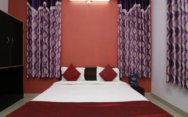 OYO 22954 Hotel Moonlight