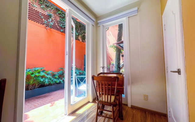 Casita in Coyoacan Comfort and Location