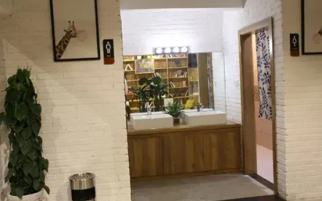 Qingshui Hotel