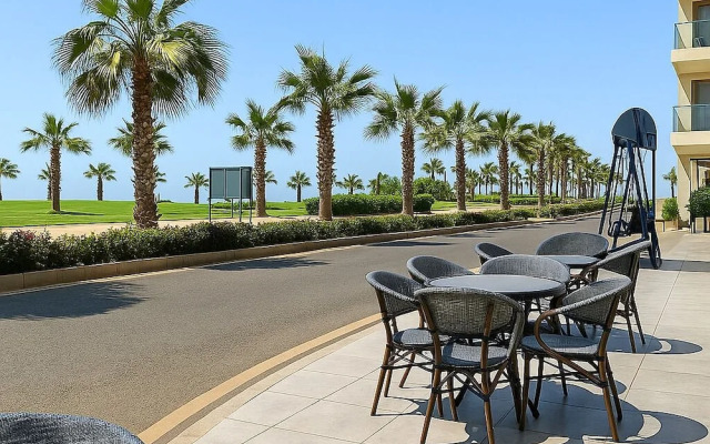 Elegant Sea View Chalet With Private Balcony