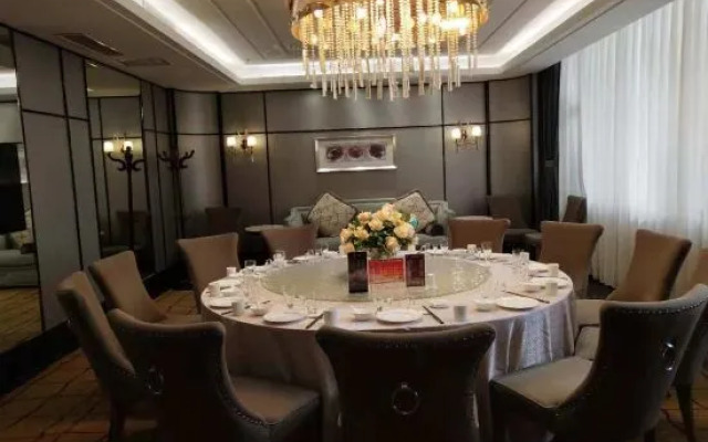 Wulanhaote Mengjia Hotel