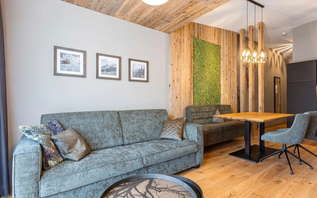 Modern Holiday Apartment With Balcony in Fugen