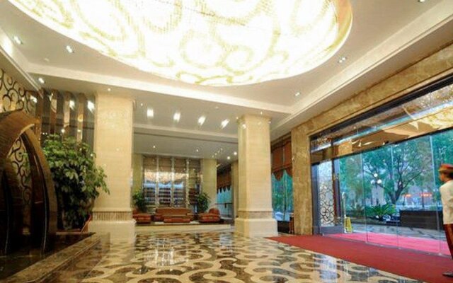 Golden Splendid Hotel Gynn
