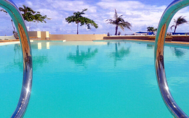 Thresher Cove Dive Resort