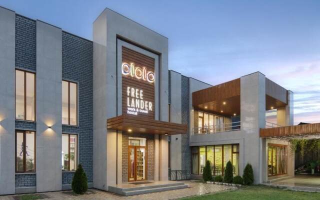 ololoFreelander work and travel Hostel