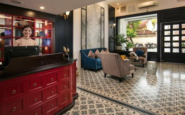 Golden Rooster Hotel