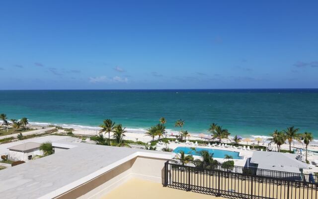 The Lookout - Coral Beach