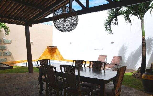 New Dhunas Motel