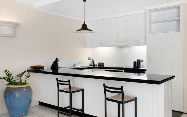 Poolside Apt In Alamanda Resort 74