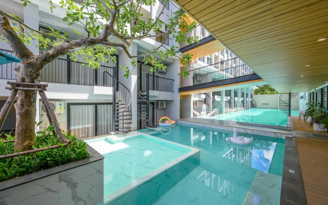 Tour De Phuket Hotel