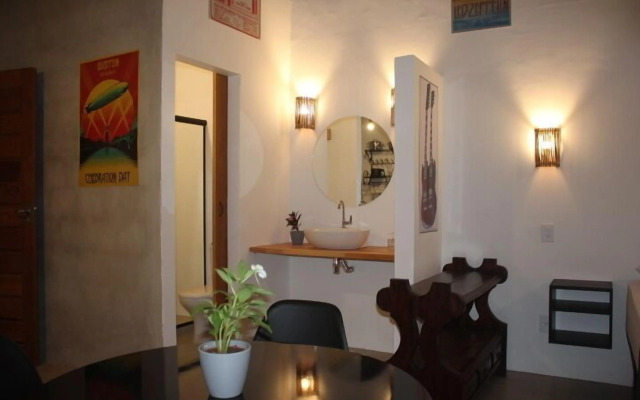 Casa Larrosa Itaúna - Adults Only