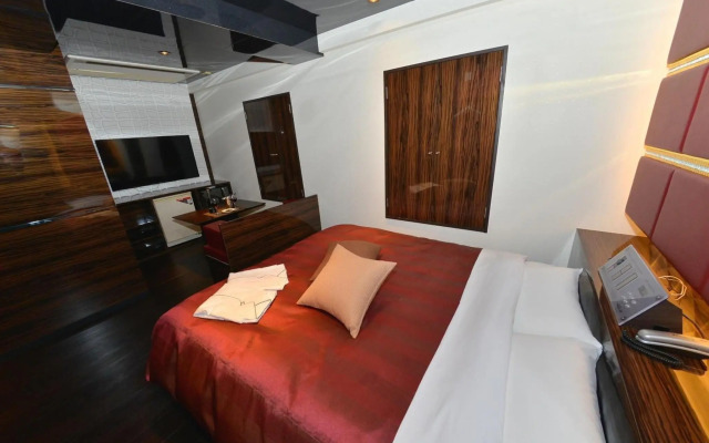 TERRACE M YOKOTA BASE - Adults Only