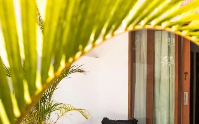 Ohana's Beachfront Resort & Beach Club – Hotel Rooms – Lembongan Island
