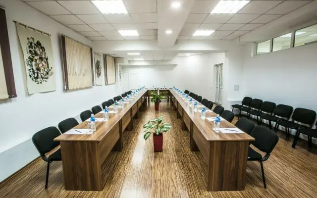 Shah Palas