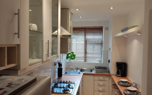 Cosy & Quiet Apartment in London