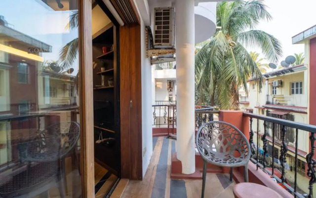 Walk to Calangute beach from this beautiful studio